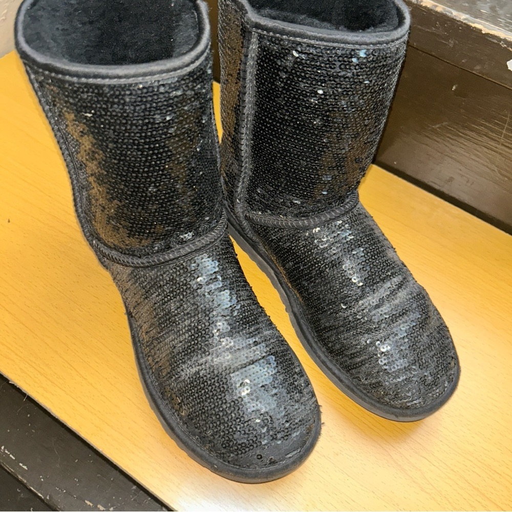 UGG Sparkling Black Sequin Boots - Picture 2 of 6